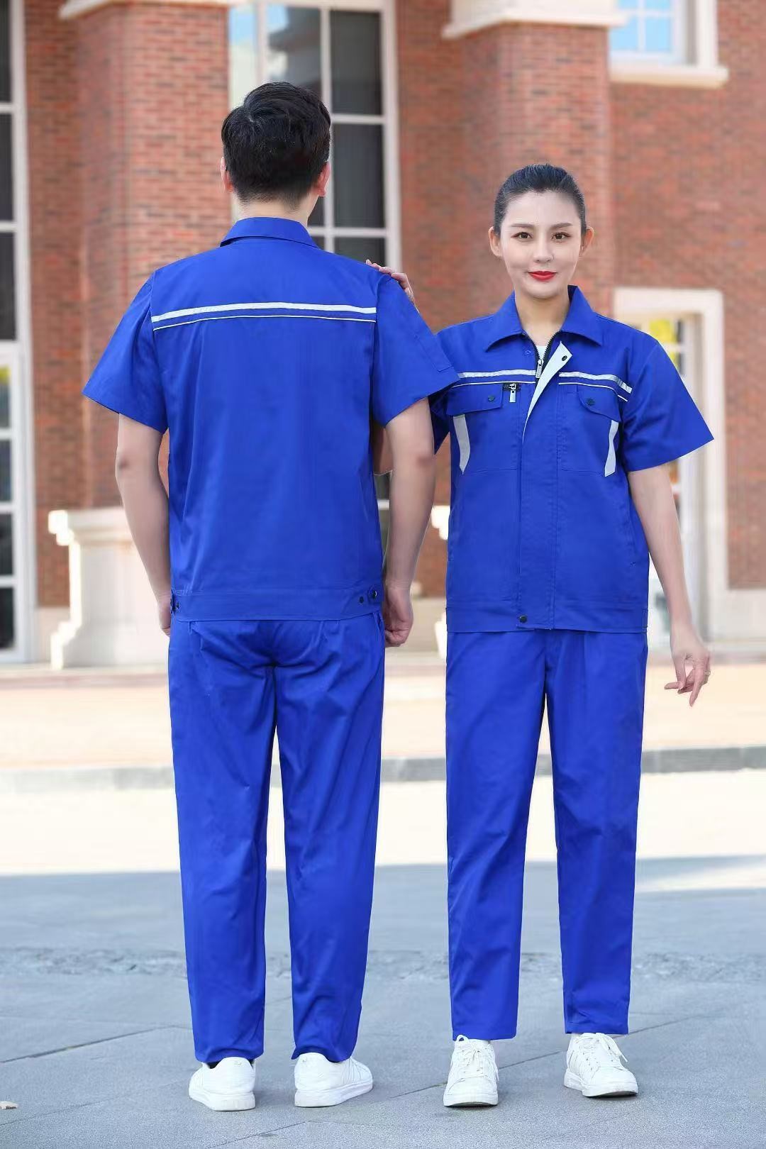 長沙炭河服飾有限公司,長沙西服定制公司,工作服定制,沖鋒衣定制,T恤定制